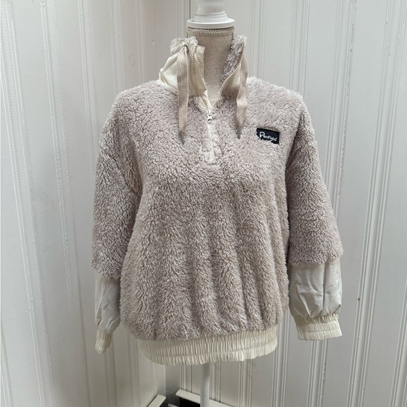 Penfield Women’s Clyde Pullover - Picture 1 of 5
